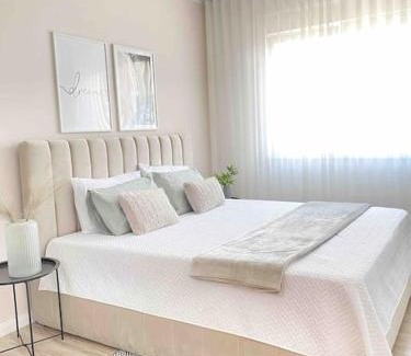 Prizren Apartment | RONI APARTMENTS -Near the historic city center -Family-friendly -Baby cots and toys available -Netflix -Convenient for sightseeing -Services available -Free parking with video surveillance