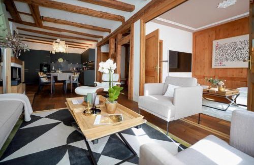 Niederdorf Apartment | Rooftop Chalet 2-Level Apartment in Old Town