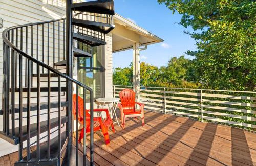 Foster Heights House | Rooftop Deck 5 mins to downtown