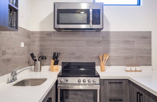 Punto de Oro Apartment | Rooftop Pool w/Lounge Area-2be2ba Sleeps 4 #A5