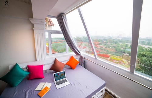 Nhat Tan House | Rooftop suite with Flower valley view - EmAm Homestay in Ha Noi