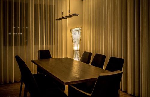 Tulln an der Donau Apartment | Rooftop Tulln operated by revLIVING