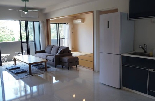 Sakimotobu Apartment | Room 202 Maximum 8 people Openair condominium/Kunigami-gun Okinawa