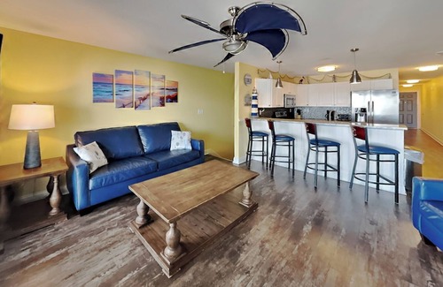 Put-in-Bay Condo | Room for Your Family with 4 BR & 3 BA on Scenic Lake Erie - 12 Max - CON104