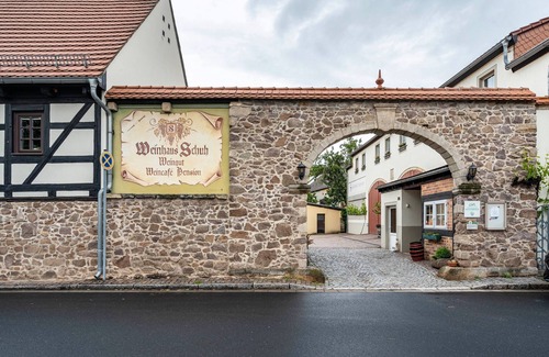 Soernewitz Apartment | Room 'Im Weinrestaurant 2' with Shared Garden and Wi-Fi