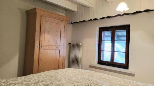 Wasterkingen House | Room in cosy traditional swiss house