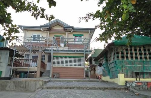 Lobo House | Room In Lobo Triple N Homestay 2nd N