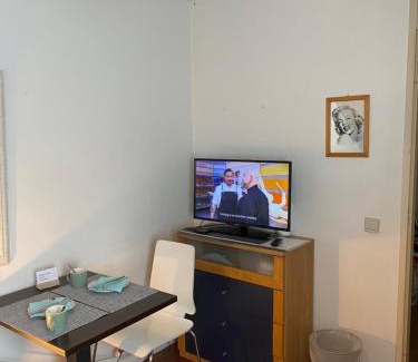 Oss House | Room in Oss