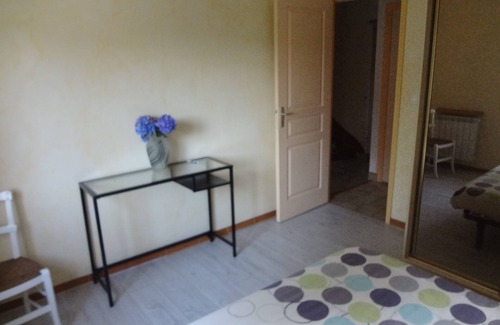 Les Fougerets House | Room in pretty quiet longère