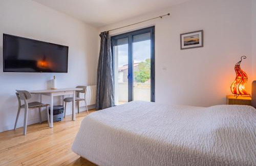 Arenes Romaines - Saint-Martin-du-Touch Apartment | Room in Toulouse - Studio 1 proche Airbus à TOULOUSE ST Martin du Touch