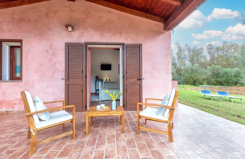Santa Maria La Palma Apartment | Room 'Matrimoniale' with Private Terrace, Wi-Fi and Air Conditioning
