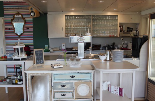 Muehlenbach Apartment | Room 'Nr 2 Mit Balkon' with Shared Terrace, Shared Garden and Wi-Fi