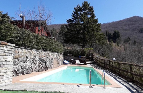 Santo Stefano dʼAveto Apartment | Room 'Soldanella' with Mountain View, Shared Pool and Wi-Fi