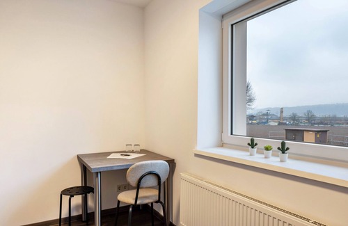 Rotenburg an der Fulda Apartment | Room 'Zimmer 2' with Shared Garden and Wi-Fi
