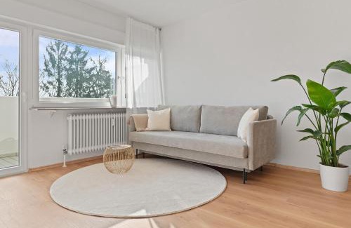 Bad Rappenau Apartment | Roomfall am Kurpark mit Blick ins Grüne-Parkplatz-Waschmaschine-Küche-Wifi