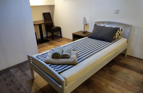 Gruz House | Rooms Baza - Duplex Single Room No.10