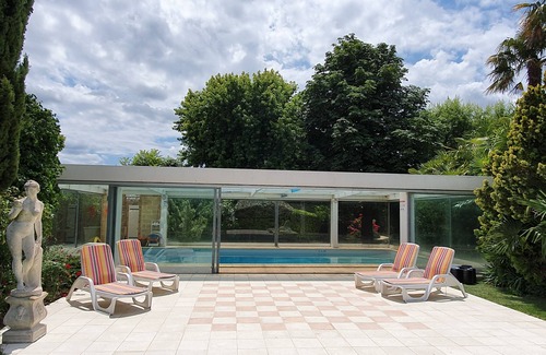 Leyritz-Moncassin House | ROOMS, Bordeaux region, wine route, thermal baths, cures.