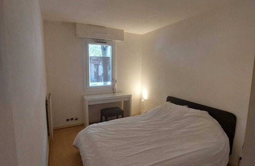 Sartrouville Bed & Breakfast | Rooms, double bed, dressing room 13 minutes' walk from Sartrouville station.