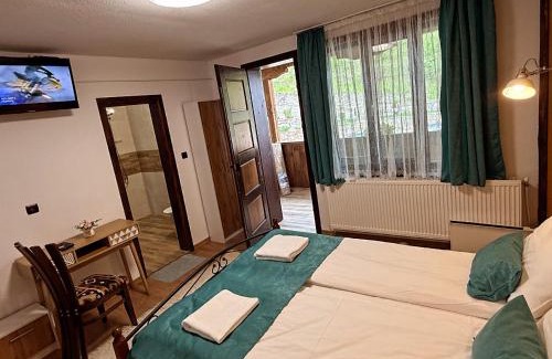 Leshten House | Rooms in Leshten