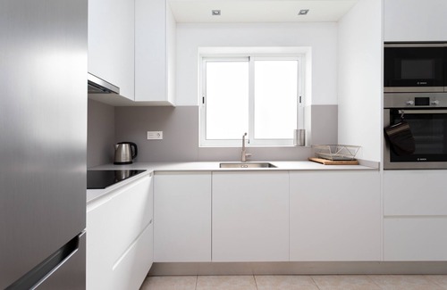 Arrecife Apartment | Rooms & Suites Terrace 3A - Luxury apartment near El Charco San Ginés