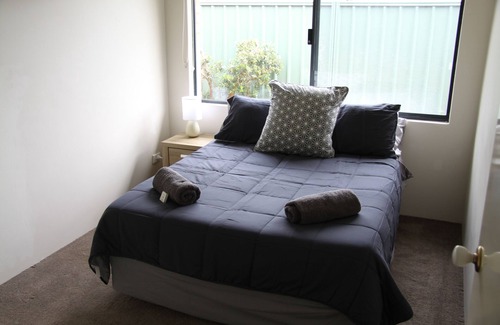 Banjup House | Roomy family home fully equipped for short or long term stays. Free WiFi