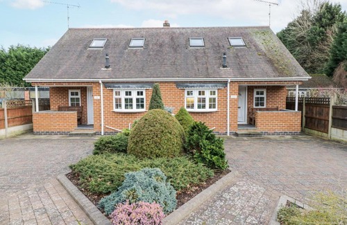 Stourport-on-Severn House | Rooster
