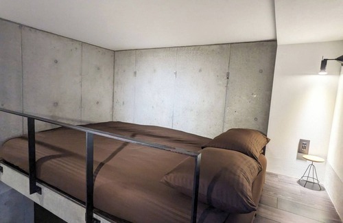 Akasaka Apartment | RoppongiAkasaka TATAMIhouse / Minato-ku Tokyo
