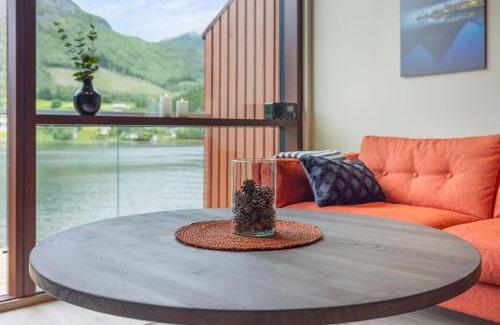Sykkylven House | Rorbu