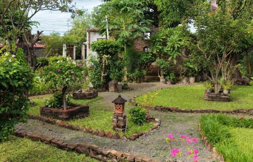 Sunberanjar House | Rosa's Ecolodge - Traditional Homestay