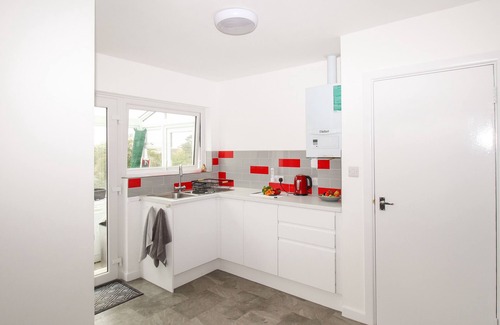 Shipton Gorge House | ROSAMOND, pet friendly, with a garden in Shipton Gorge