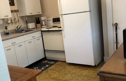 Roscoe Apartment | Roscoe NY Apartment in Town close to Fishing, Golf, Rafting, Dining, Brewery.