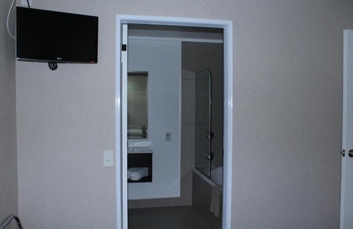 Palmerston North Hotel | Rose City Motel