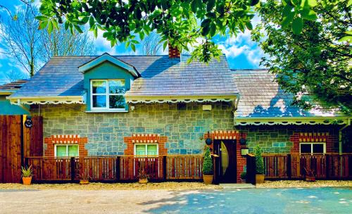 Swords Bed & Breakfast | Rose Cottage B&B