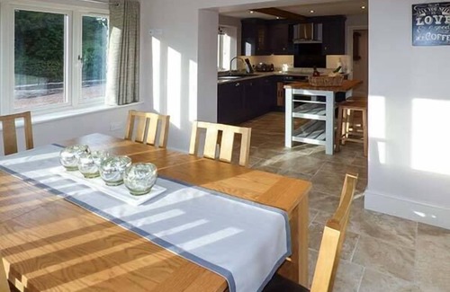 Winforton Cottage | ROSE COTTAGE, family friendly, luxury holiday cottage in Winforton