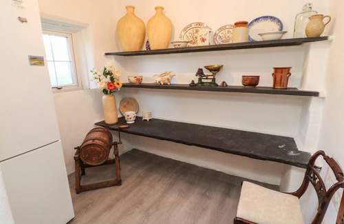 Horton in Ribblesdale House | ROSE COTTAGE, family friendly, with a garden in Settle