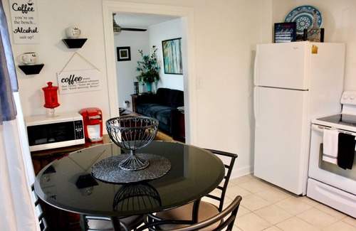 Broken Arrow House | Rose District Bungalow pet friendly