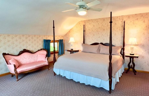 Block Island Bed & Breakfast | Rose Farm Inn