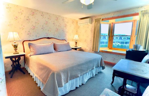 Block Island Bed & Breakfast | Rose Farm Inn