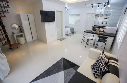 Seo Apartment | Rosedeil