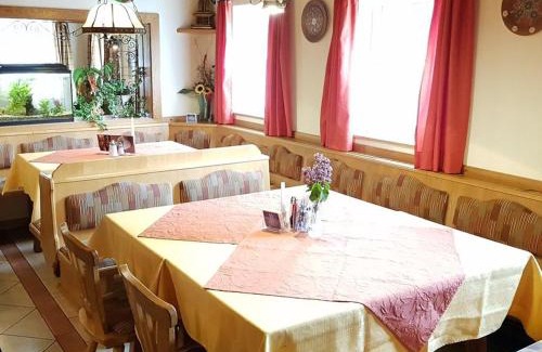 Ratten Hotel | Roseggerhaus