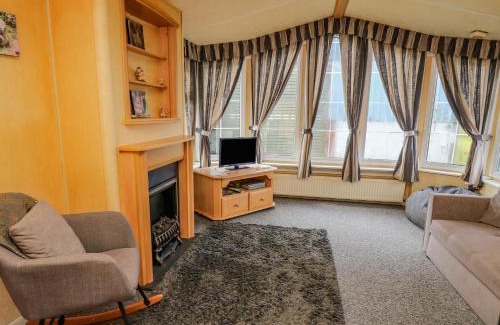 Llanfyrnach House | Rosehaven