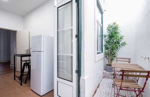 Santa Isabel Apartment | Rosemary Apartment, Campo de Ourique, Lisbon