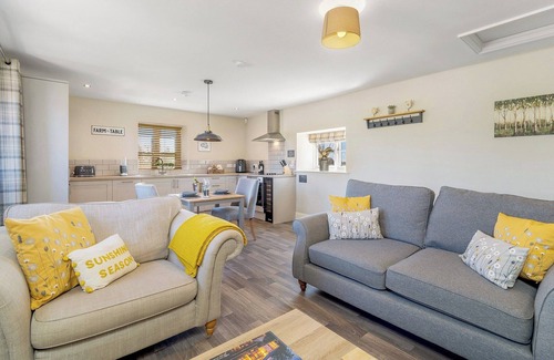 Frampton Apartment | Rosemary – Ground Floor