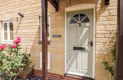 Moreton-in-Marsh House | Rosemead