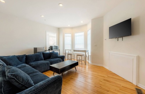 Oxon Hill House | Rosier Suites