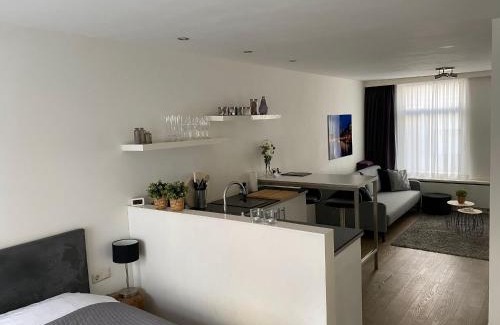 Jordaan Apartment | Rosies Place