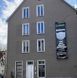 Schorndorf Apartment | ROSIS HOME Geräumige Citywohnung im Herzen Schorndorfs - Ideal für Gruppen und Familen