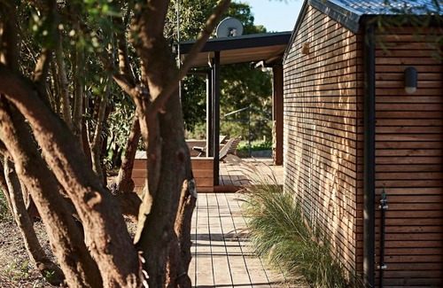 Meeniyan House | Ross Farm - Cabin