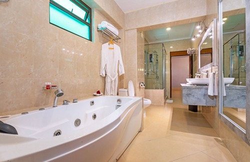 Karatina Hotel | Roswam Hotel