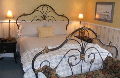 Harbour Grace Bed & Breakfast | Rothesay House Heritage Inn B&B
